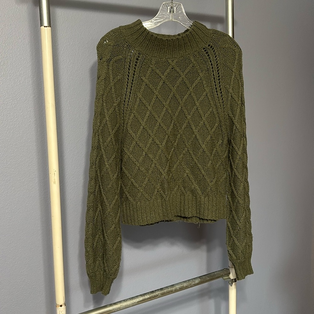 American Eagle Outfitters Green Sweater, size small